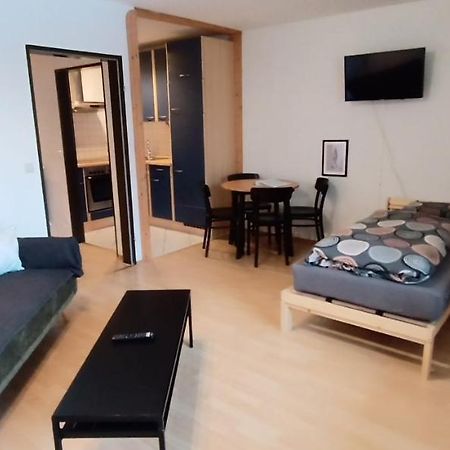 Bodensee Apartment Friedrichshafen Berg מראה חיצוני תמונה