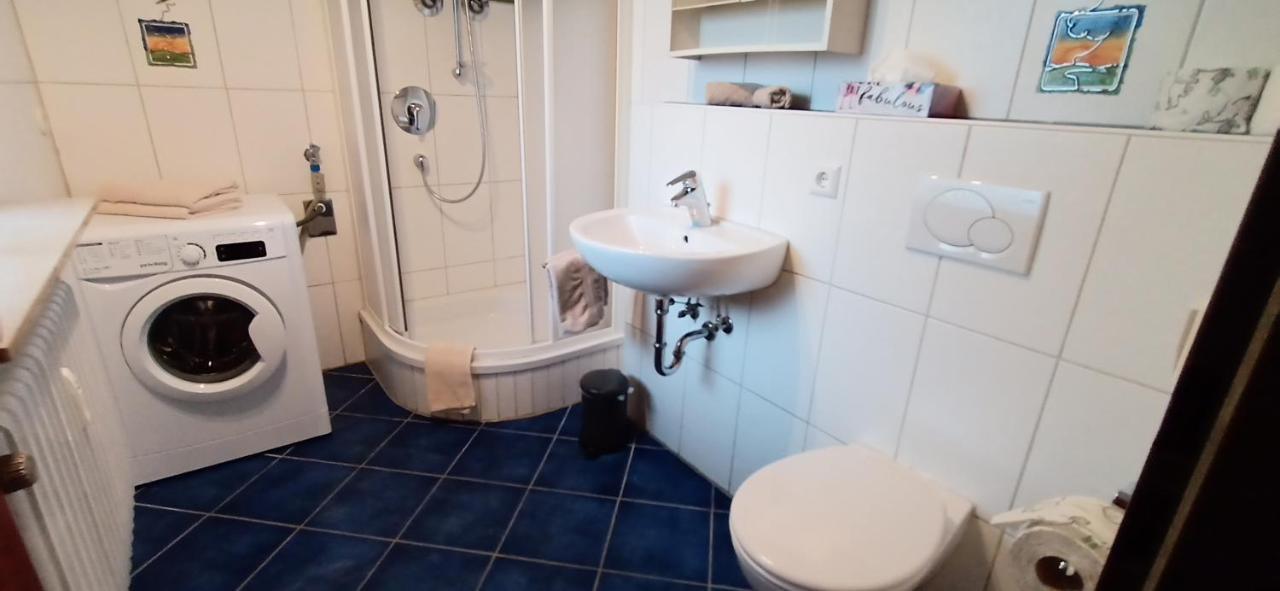 Bodensee Apartment Friedrichshafen Berg מראה חיצוני תמונה