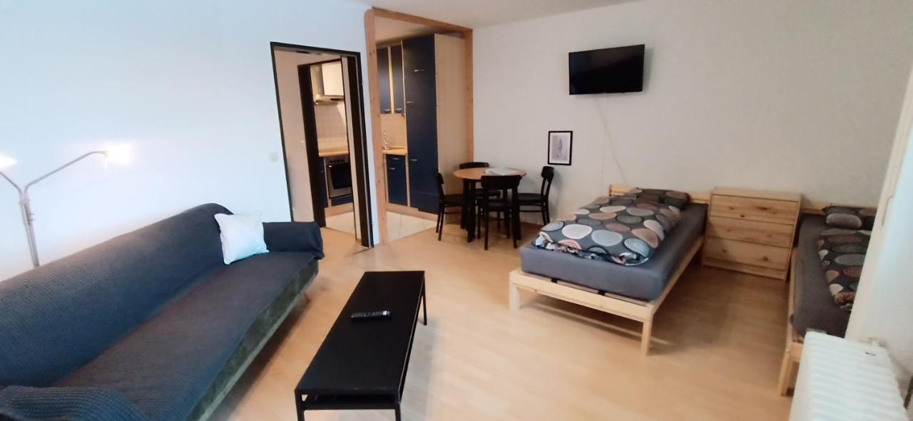 Bodensee Apartment Friedrichshafen Berg מראה חיצוני תמונה